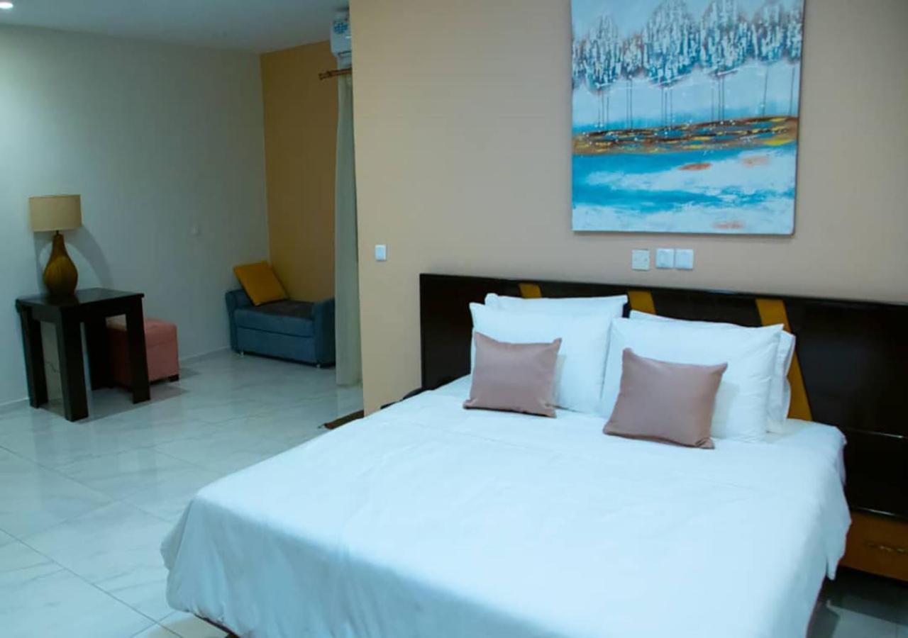 Onyx Hotel Yamoussoukro Exterior photo